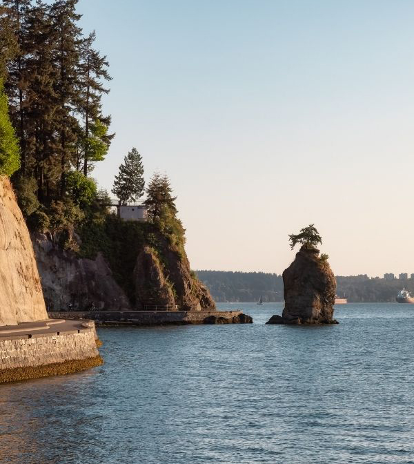 Vancouver Seawall at sunset